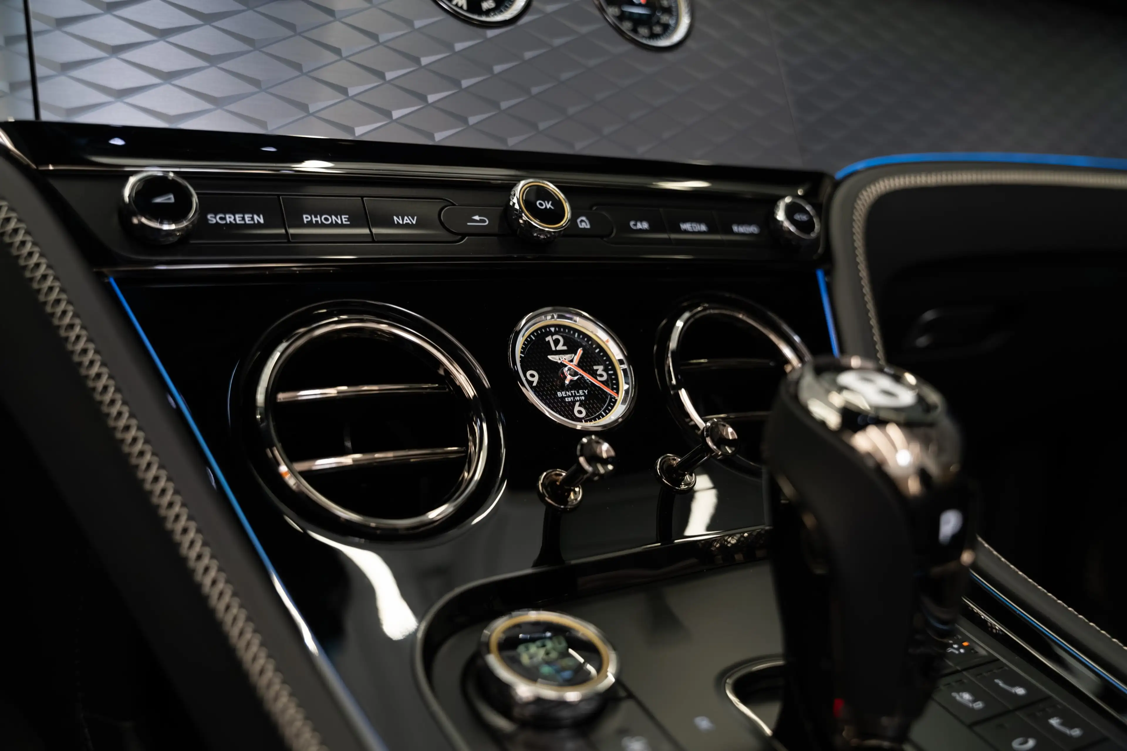Bentley Continental GTC Azure - Carbon Ceramic Brakes — photo 13