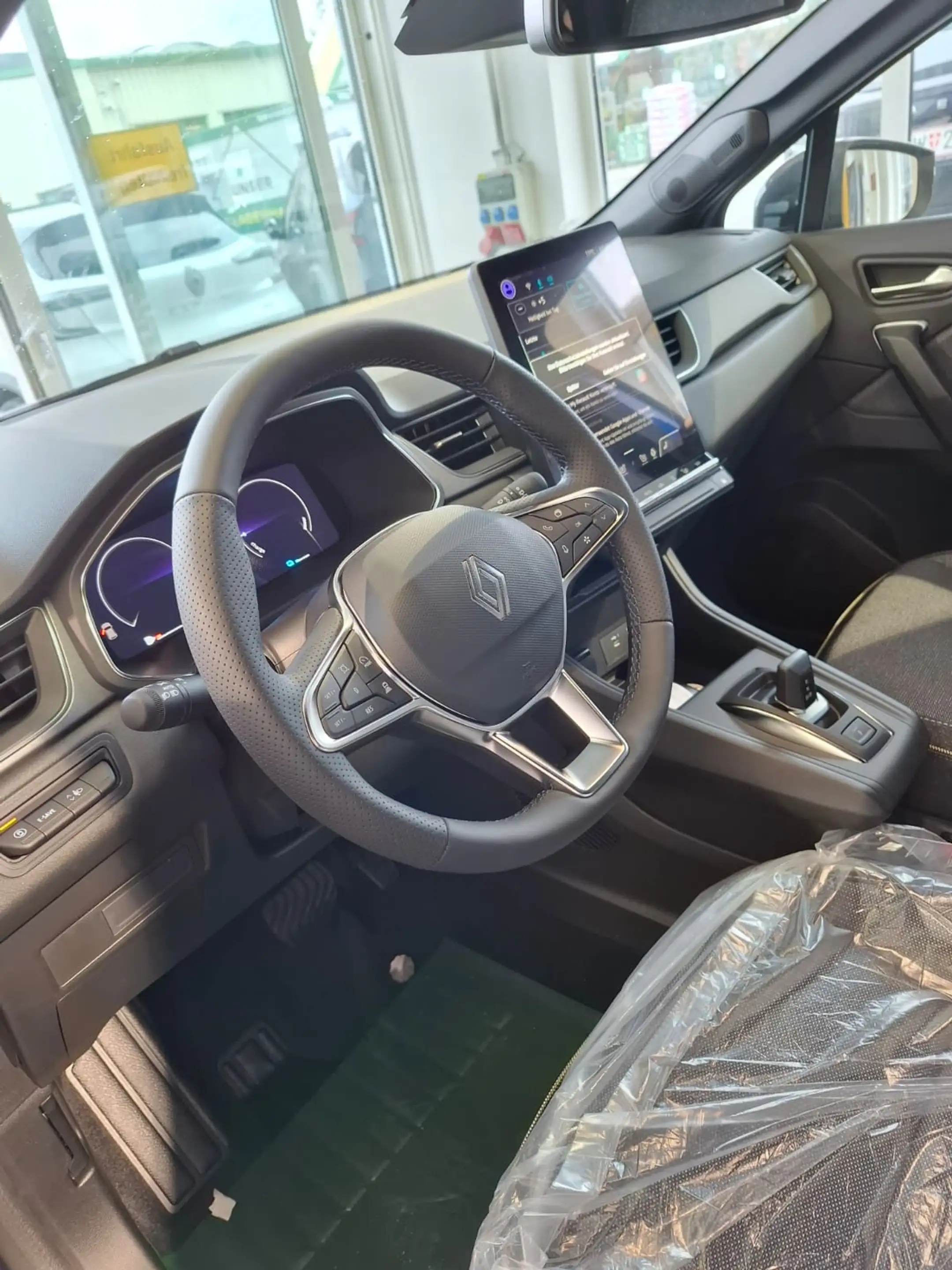Renault Captur Techno TCe 115 (MY26) — photo 7