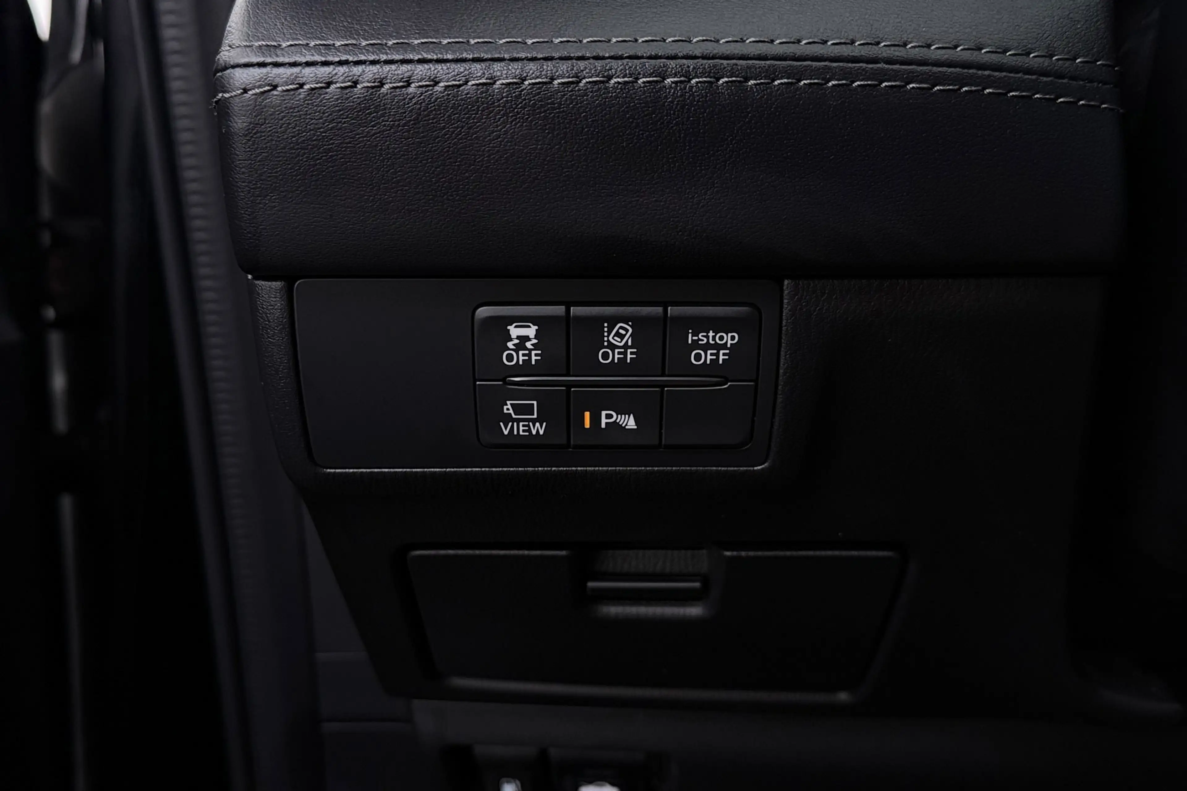 Mazda 6 Sportbreak 2.0 SkyActiv-G 165 Luxury | Trekhaak | — photo 36
