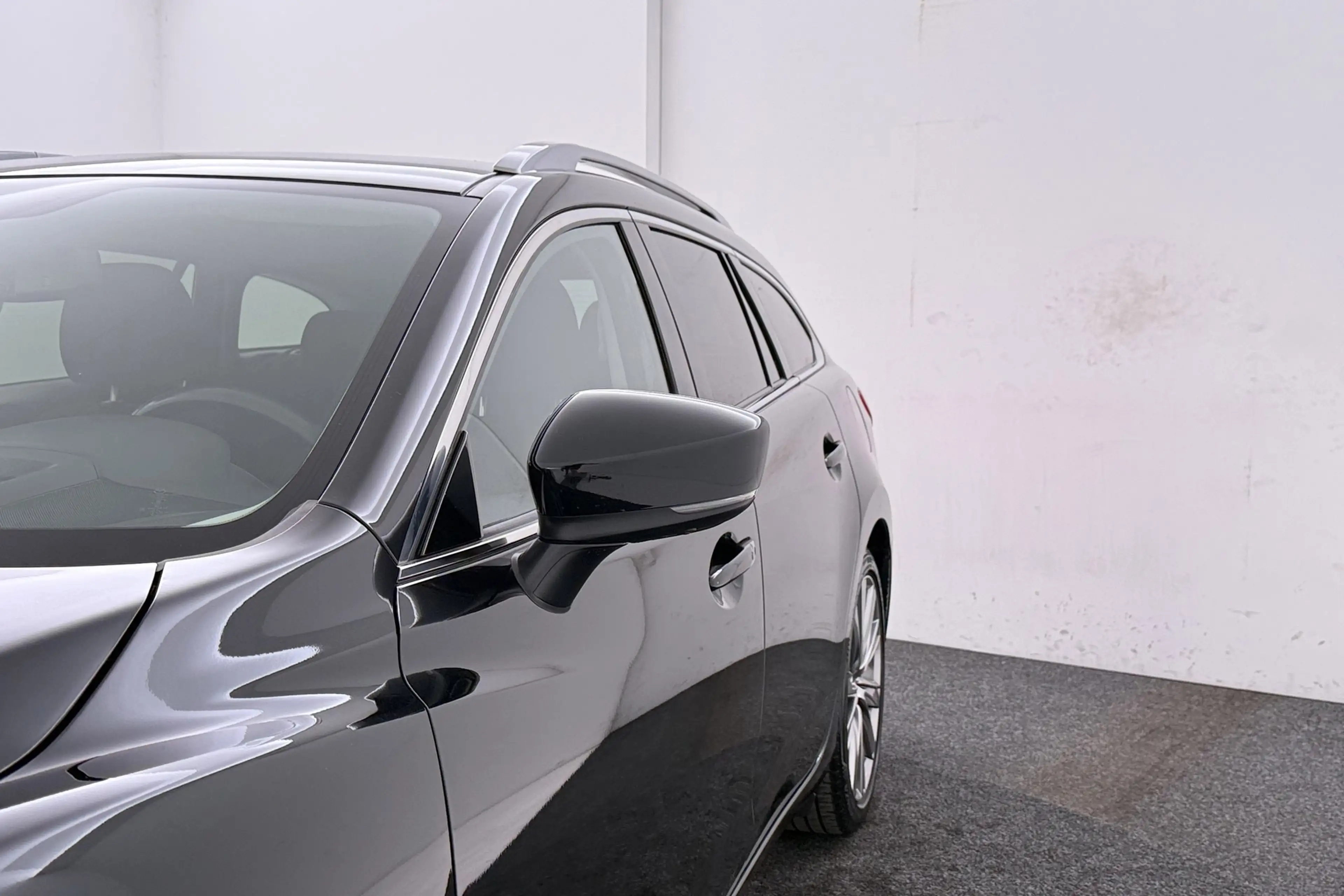 Mazda 6 Sportbreak 2.0 SkyActiv-G 165 Luxury | Trekhaak | — photo 45