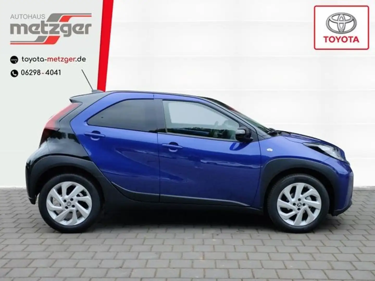 Toyota Aygo X CROSS Team D Automatik +Sitzheizung Azul - 2