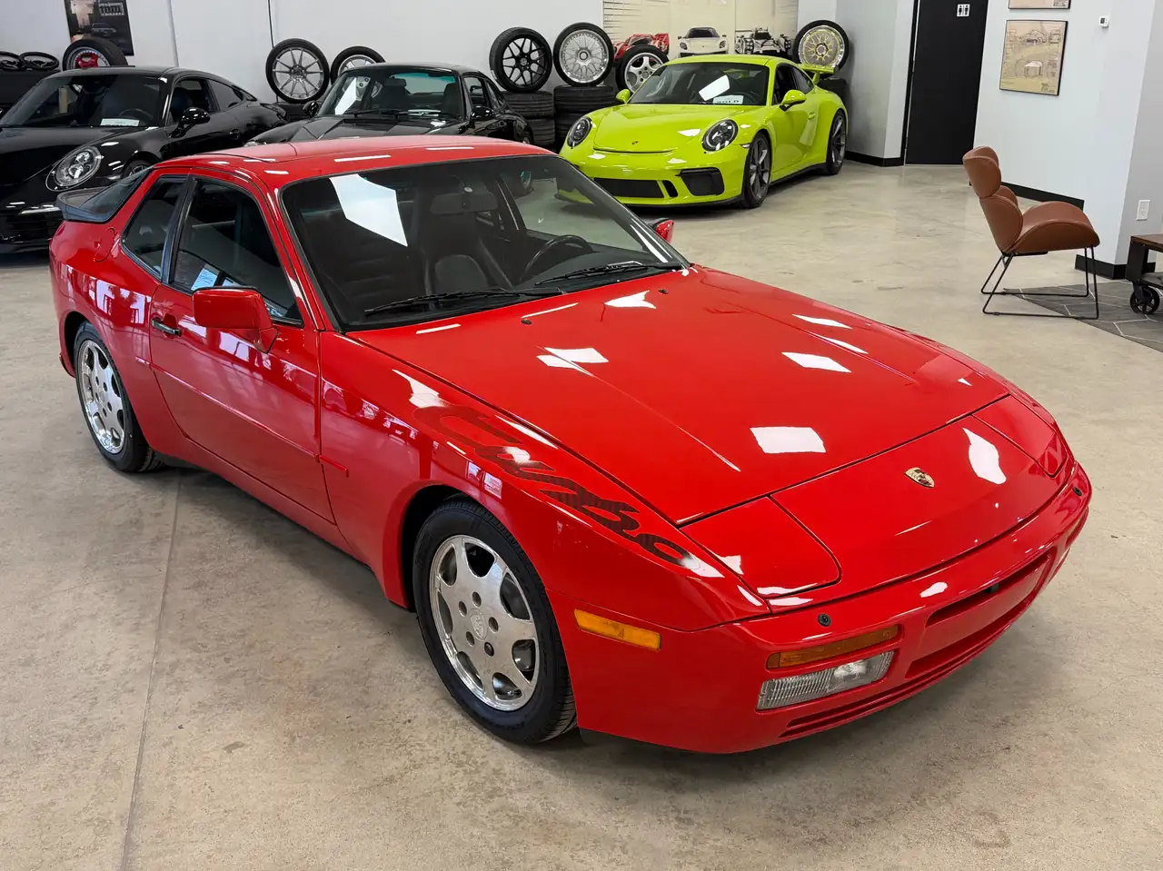 Porsche 944 снимка Porsche 944