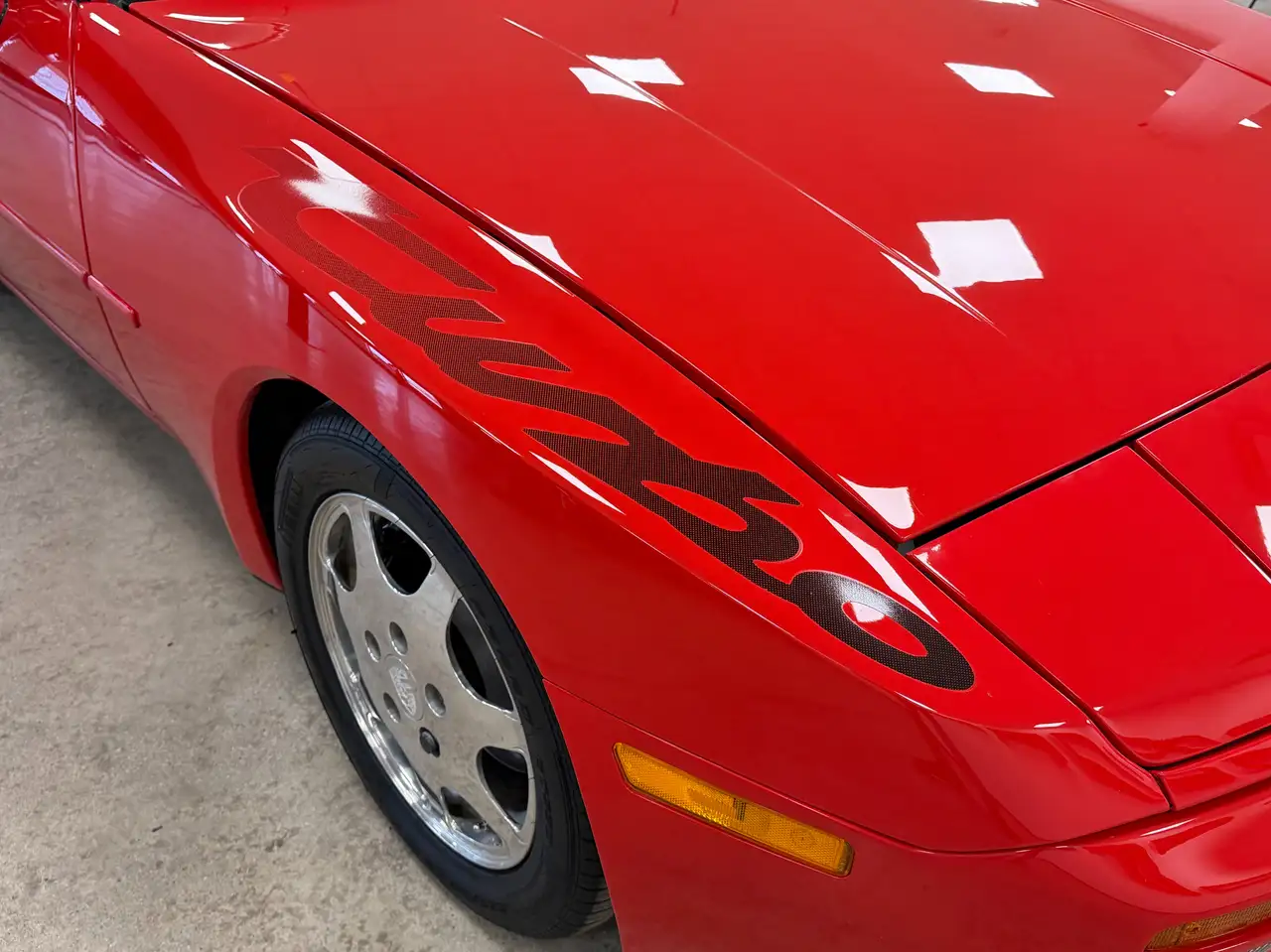 Porsche 944 снимка Porsche 944