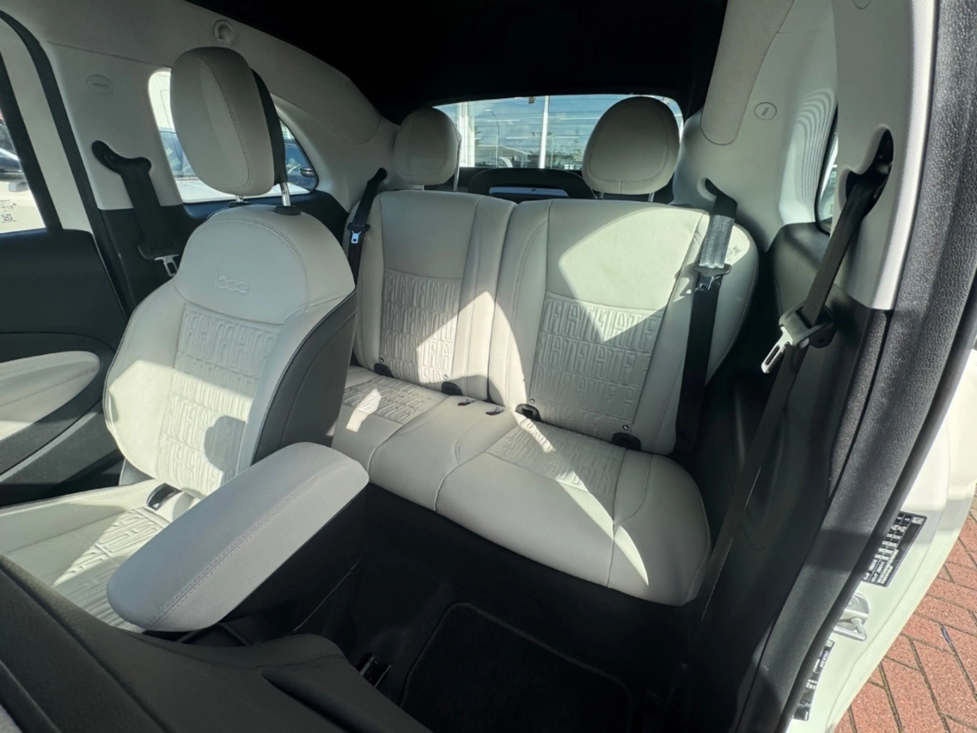 Fiat 500e La Prima By Bocelli+NAVI+JBL+LEDER+ACC+KAMERA — photo 15