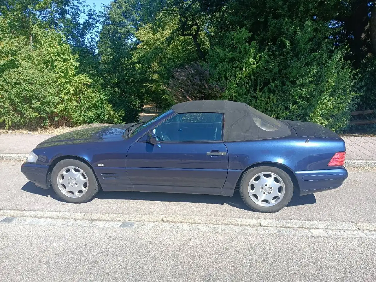 Mercedes-Benz SL 280, foto 10