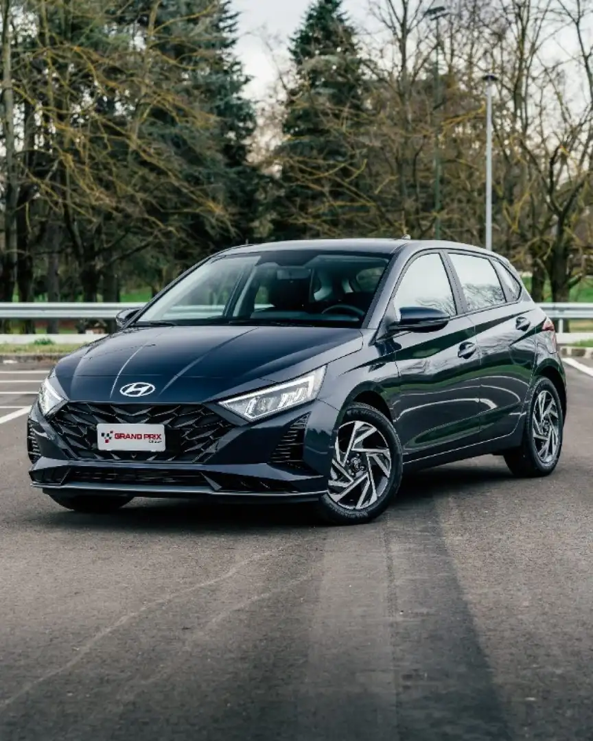 Hyundai i20 1.2 MPI MT ConnectLine Šedá - 1