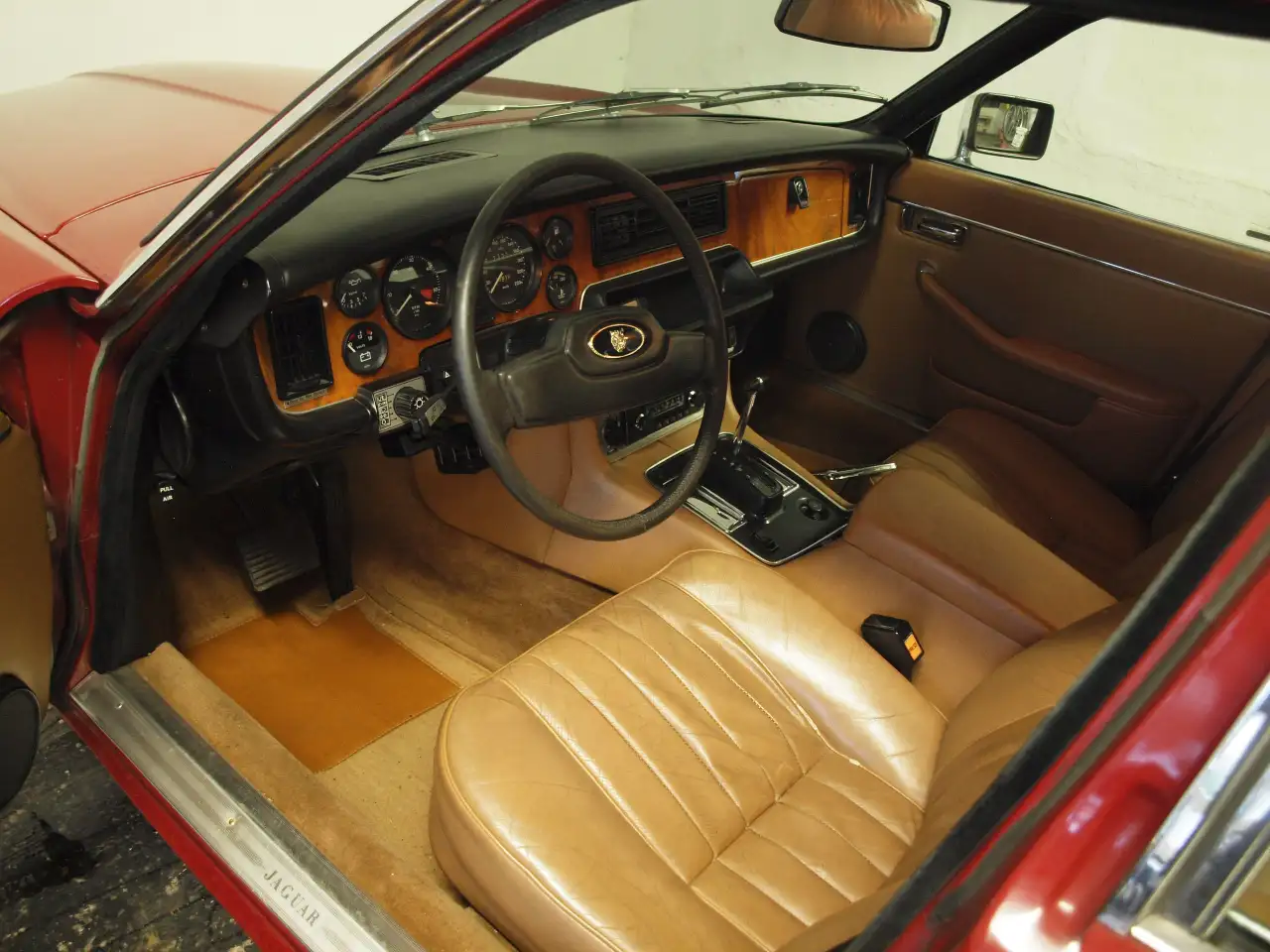 Jaguar XJ 6, frühe Serie III, sehr guter Zustand, Klima !, foto 6