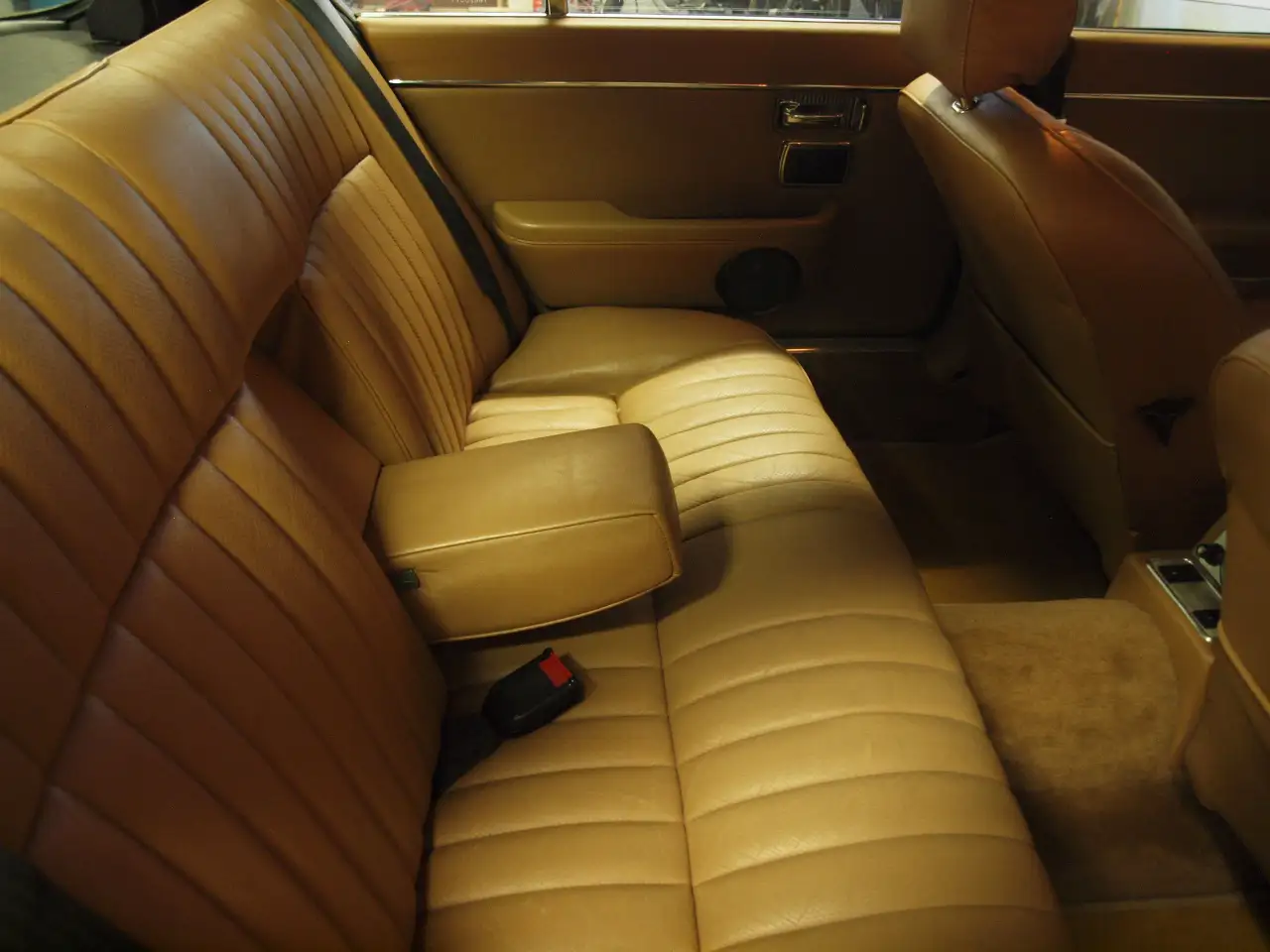 Jaguar XJ 6, frühe Serie III, sehr guter Zustand, Klima !, foto 10