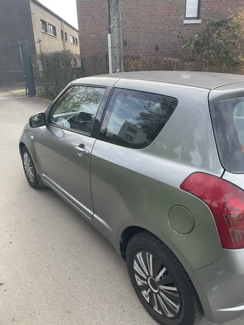 Suzuki Swift 1.3 DDiS GLX - 2