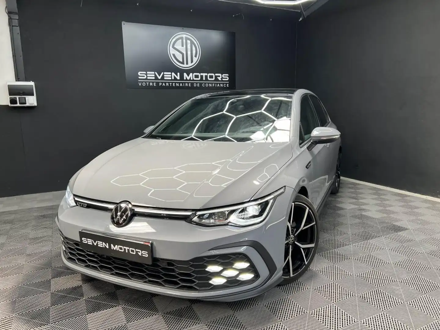 Volkswagen Golf Golf 8 VIII 2.0 TDI SCR - 200  DSG 7 GTD Garantie  Grau - 1