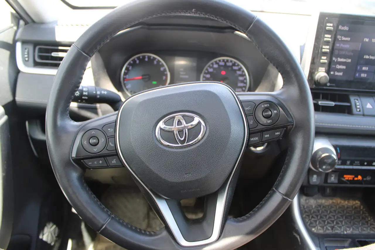 Toyota RAV 4 снимка Toyota RAV 4