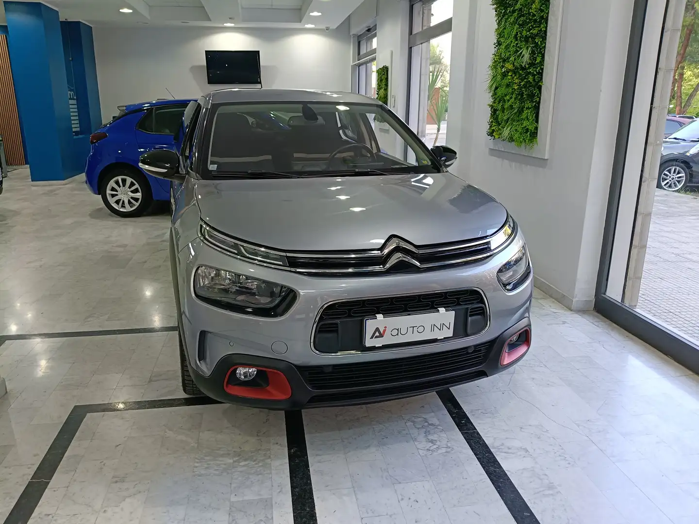 Citroen C4 C4 Nuova Cactus 1.6 b.HDI Shine100cv(pari a nuovo) Gris - 1