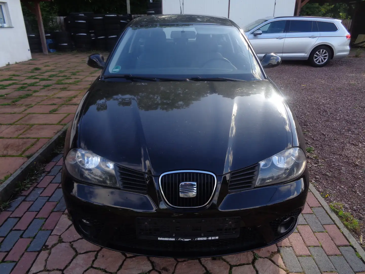 SEAT Ibiza Ibiza 1.4 16V -Klimaautomatik -Sitzheizung Schwarz - 2