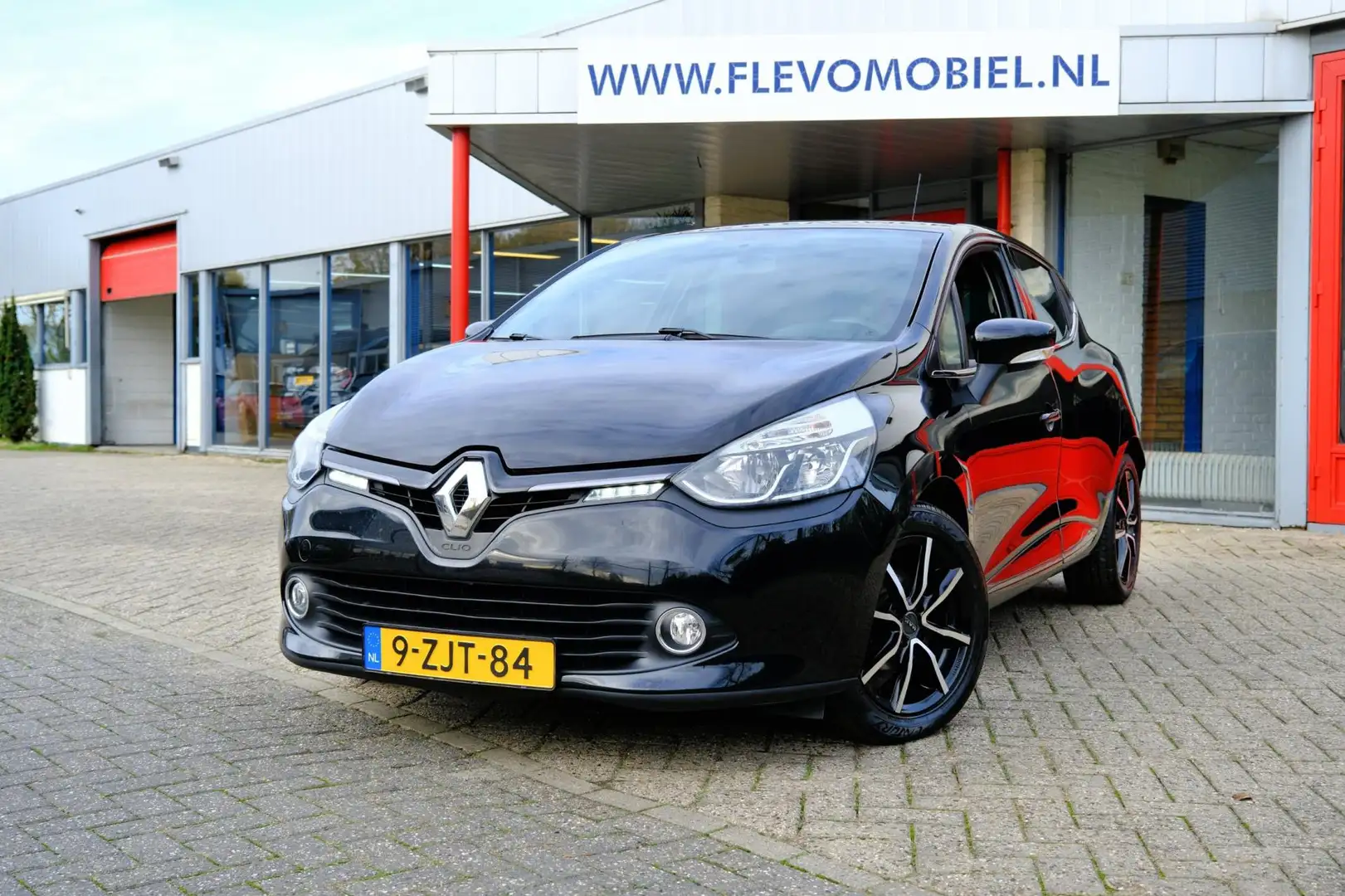 Renault Clio 1.5 dCi ECO Night&Day Navi|Airco|LMV Zwart - 1