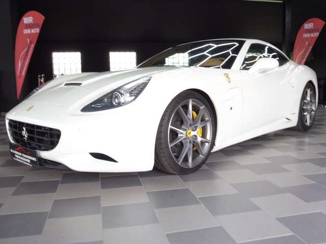 Ferrari California 4.3 CAPRISTO//4-SITZER//20" DIAMOND//