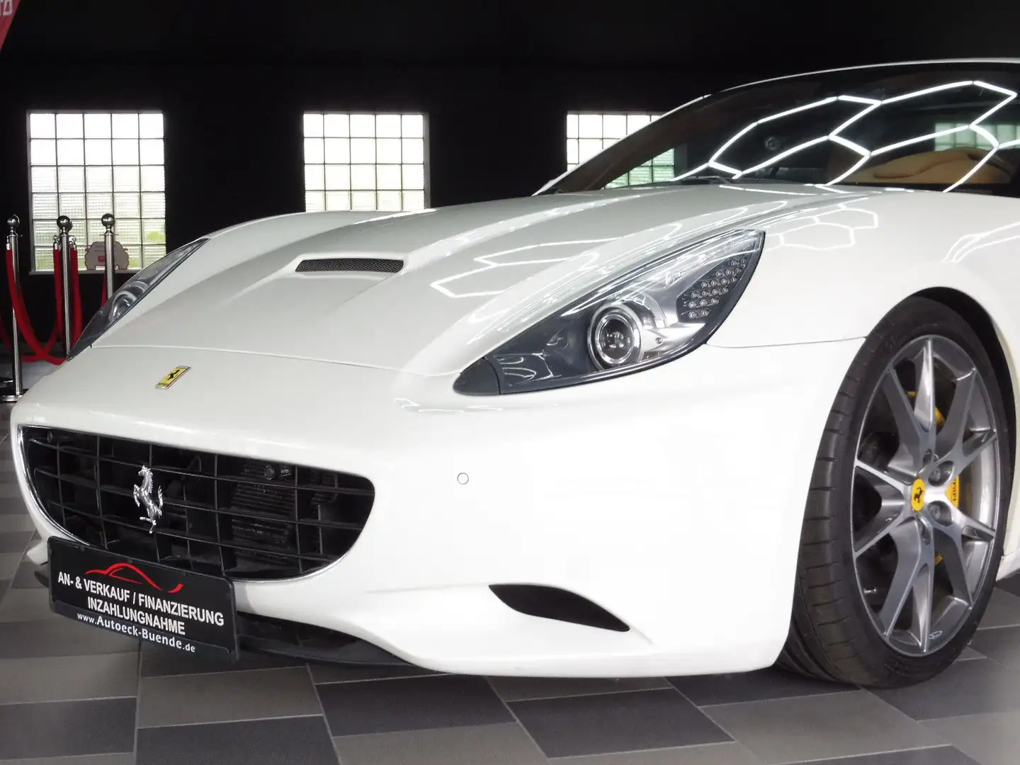 Ferrari California 4.3 CAPRISTO//4-SITZER//20" DIAMOND// Alb - 1