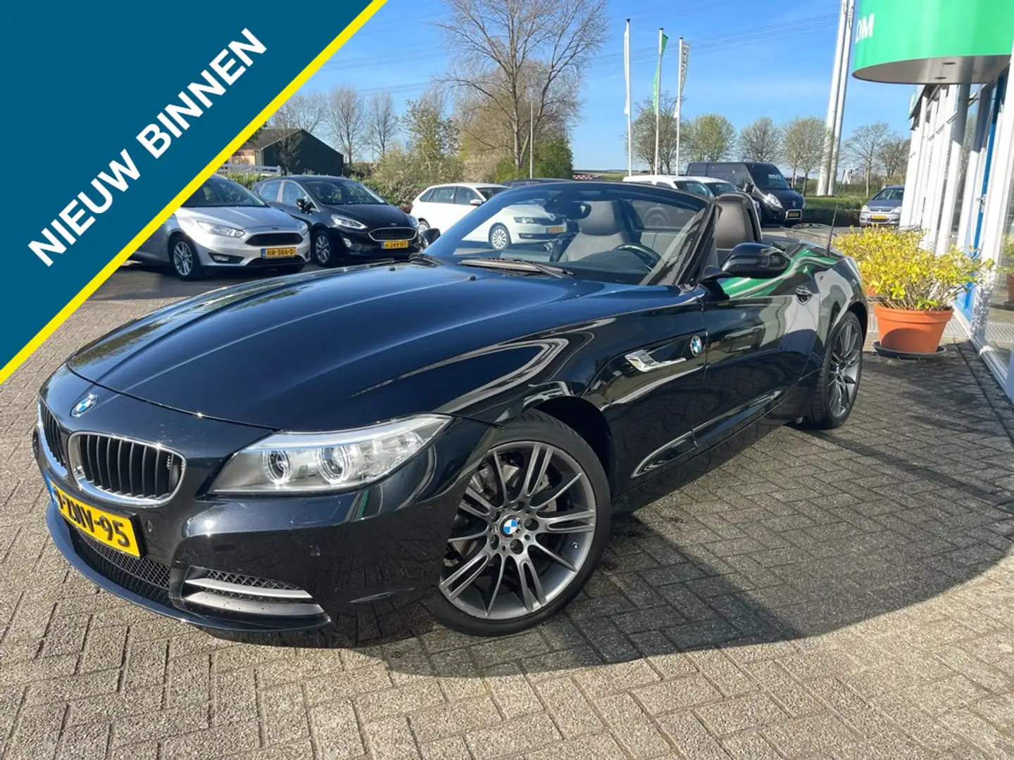BMW Z4 Roadster sDrive18i Executive, Aut,Nav, Stoelverwar Černá - 1