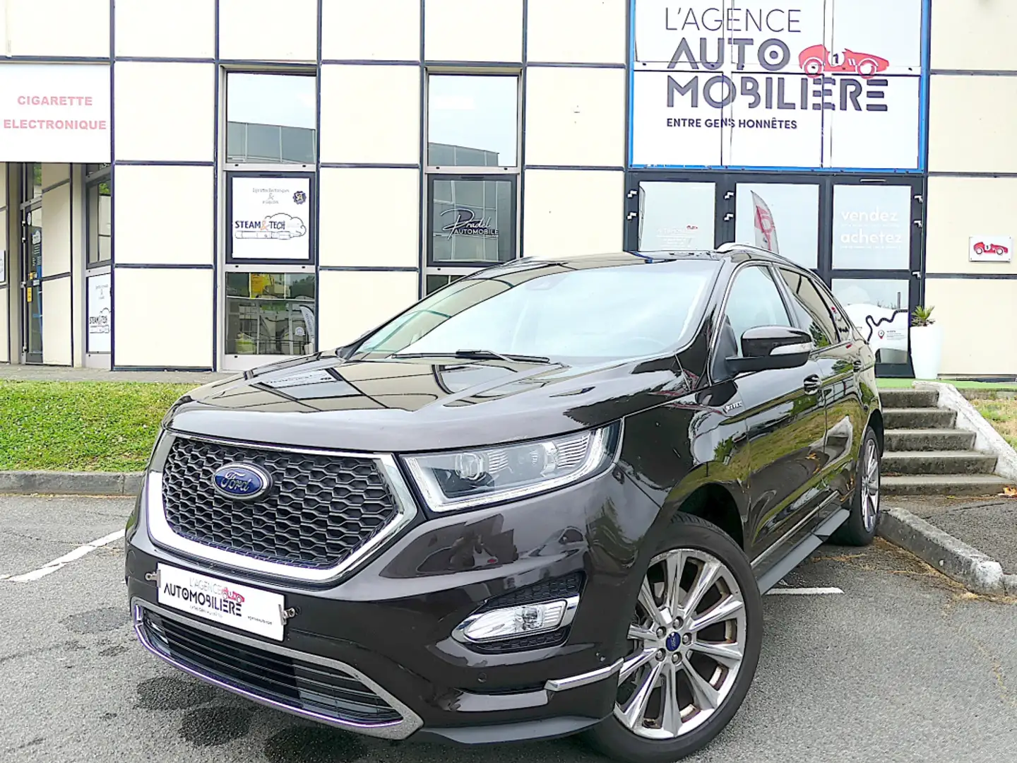 Ford Edge 2.0 TDCI 210 4WD VIGNALE POWERSHIFT Bruin - 1