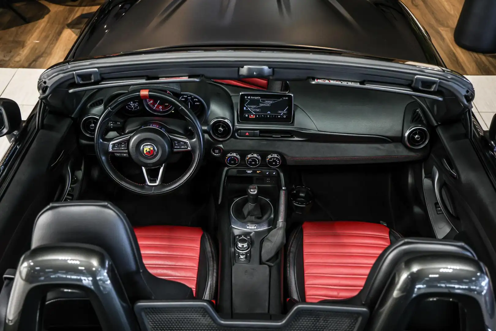 Fiat 124 Spider 1.4 MultiAir Turbo Abarth|LED|Leder|Bose|Complete Negro - 2