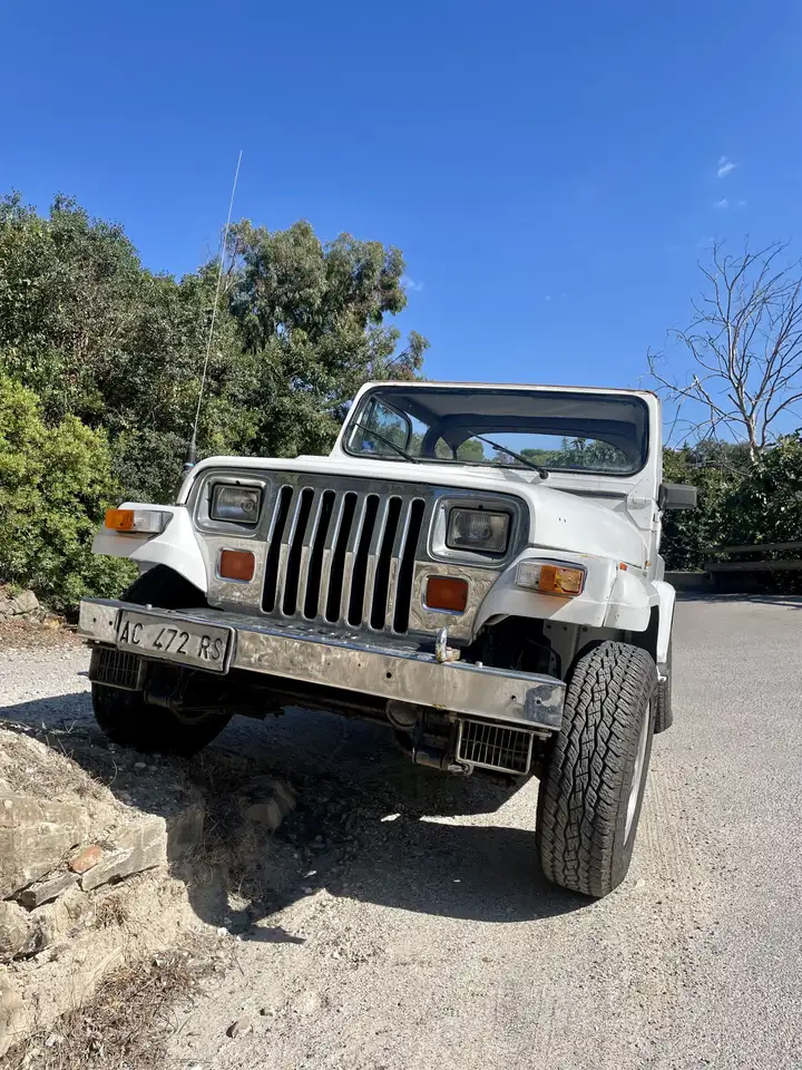 Jeep Wrangler Hard Top 2.5 Laredo, foto 1