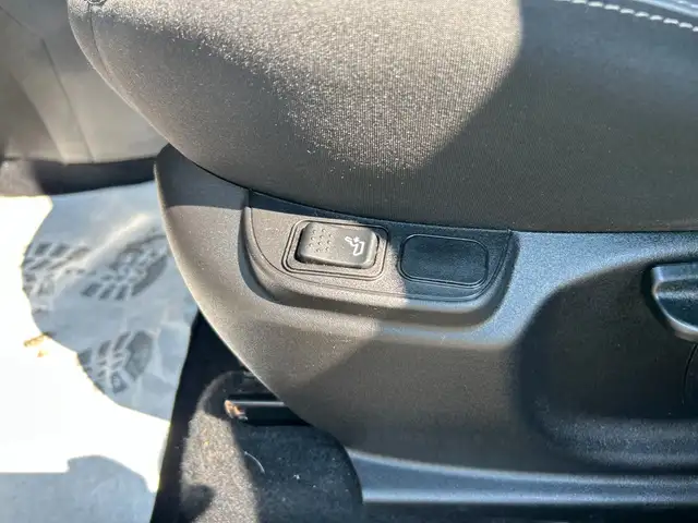 Fiat 500l view 11