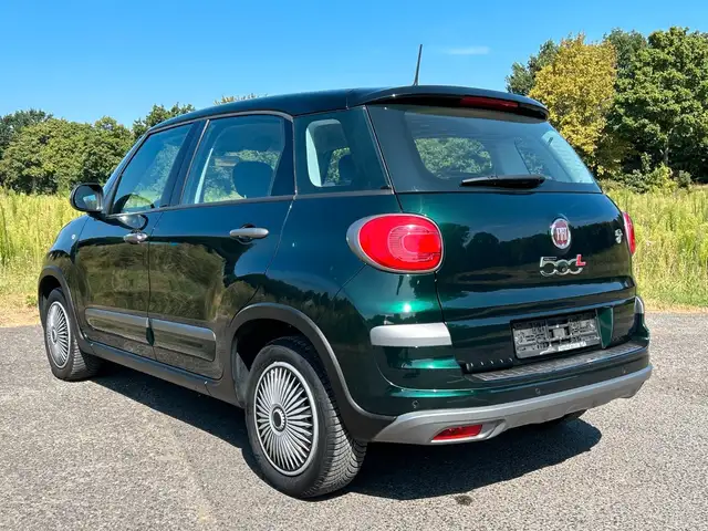Fiat 500l view 3