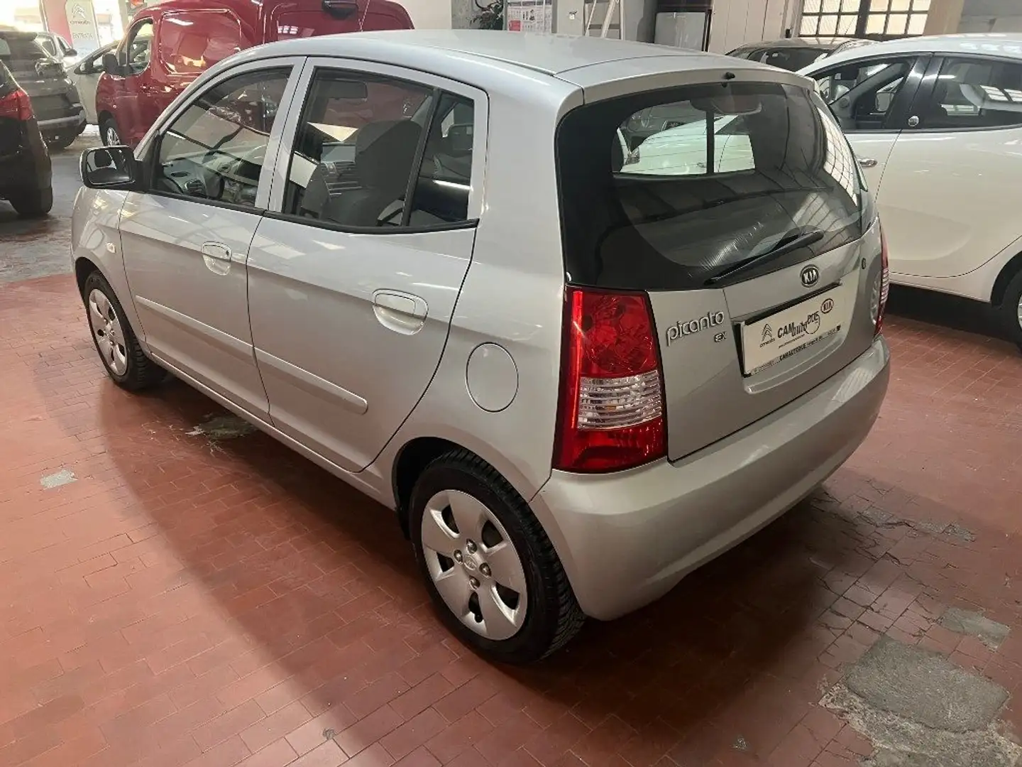 Kia Picanto 1.1 12V Fresh GARANZIA 24 MESI Argento - 2