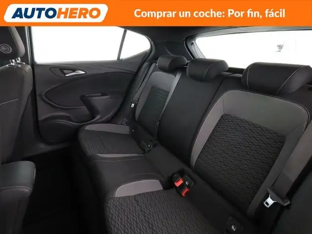 Opel Astra view 15
