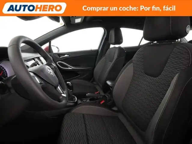 Opel Astra view 11