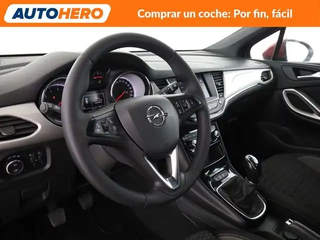 Opel Astra view 12
