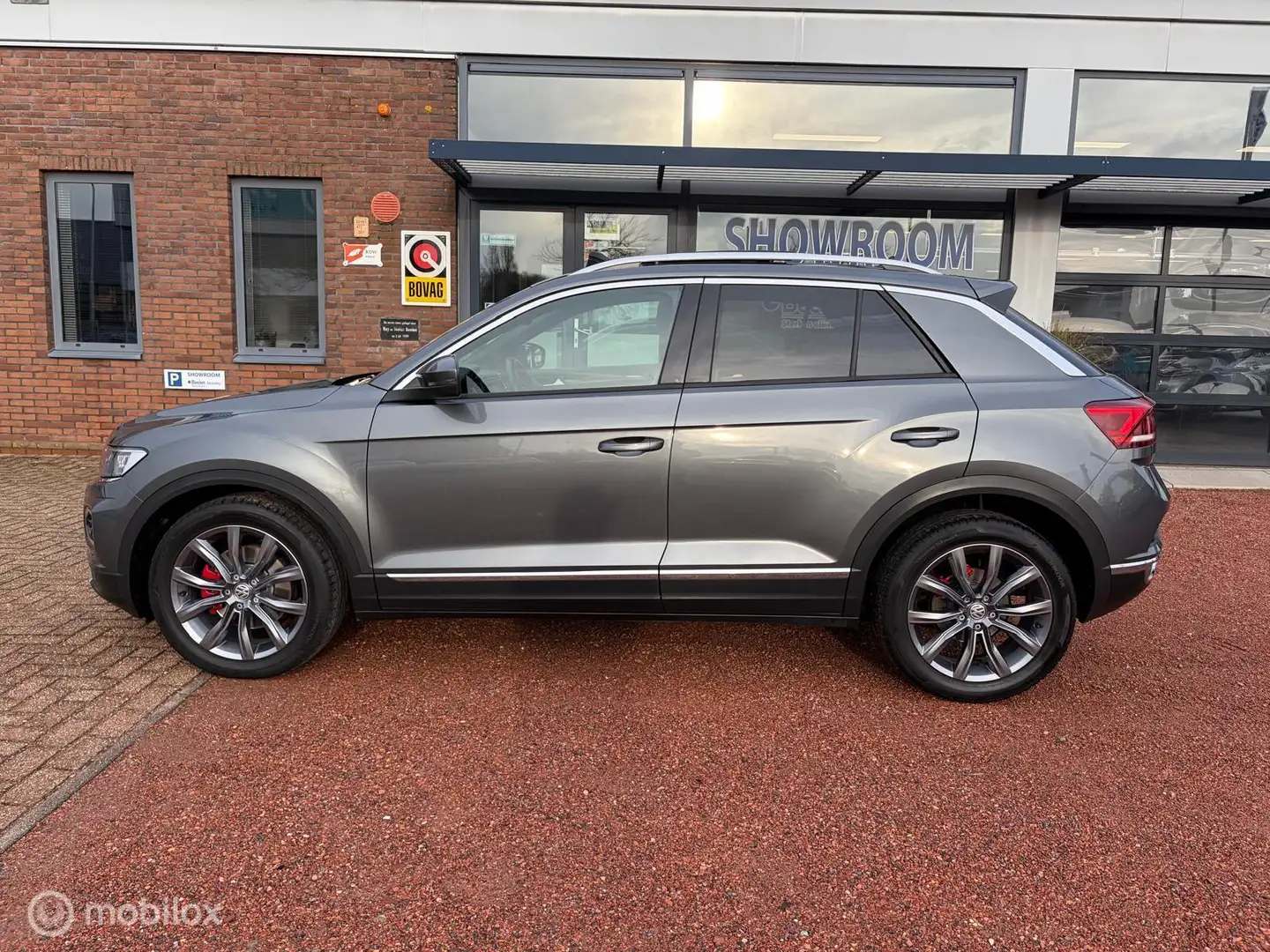 Volkswagen T-Roc 1.5 TSI Sport| Climate | Pano | Stoel verwarm. Grijs - 2