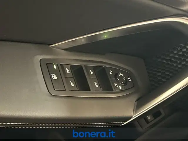 BMW X2 view 28