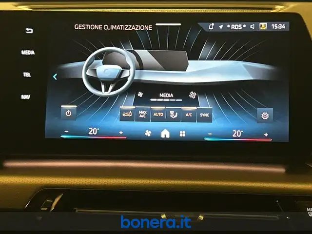 BMW X2 view 26