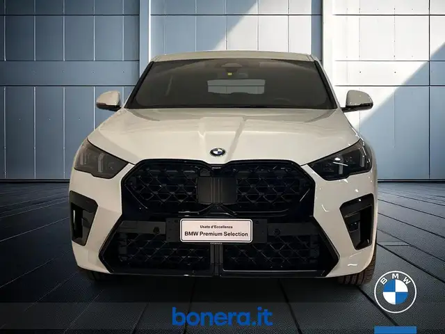 BMW X2 view 3