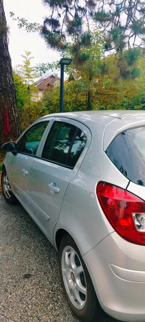 Opel Corsa Corsa 1,0 Style Style Grau - 1