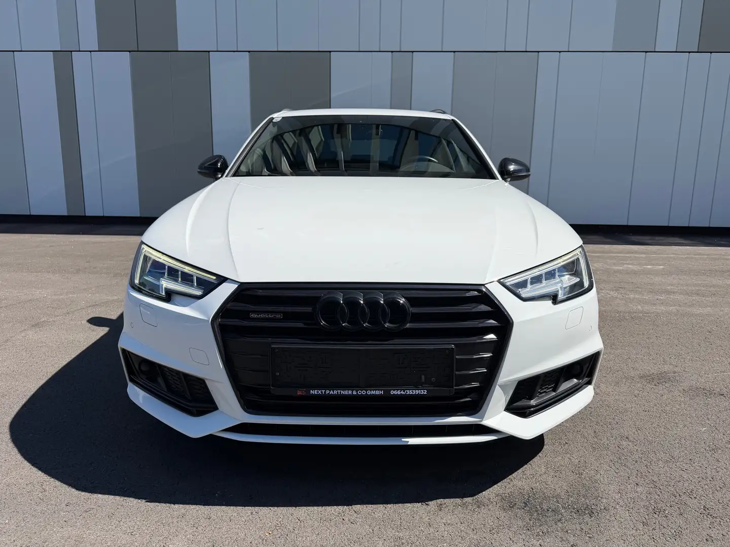 Audi A4 Quattro Sport S-Line 3.0 TDI Weiß - 1