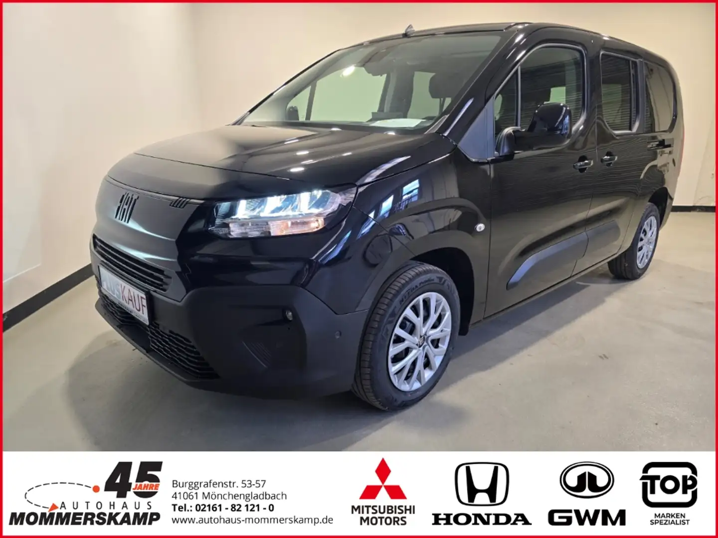 Fiat Doblo Turismo 1.5 130cv Auto Maxi 7-Sitzer+Automatik+Nav Schwarz - 1