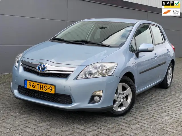 Toyota Auris 1.8 Full Hybrid Aspiration/ AUTOMAAT/ nap/ dealero