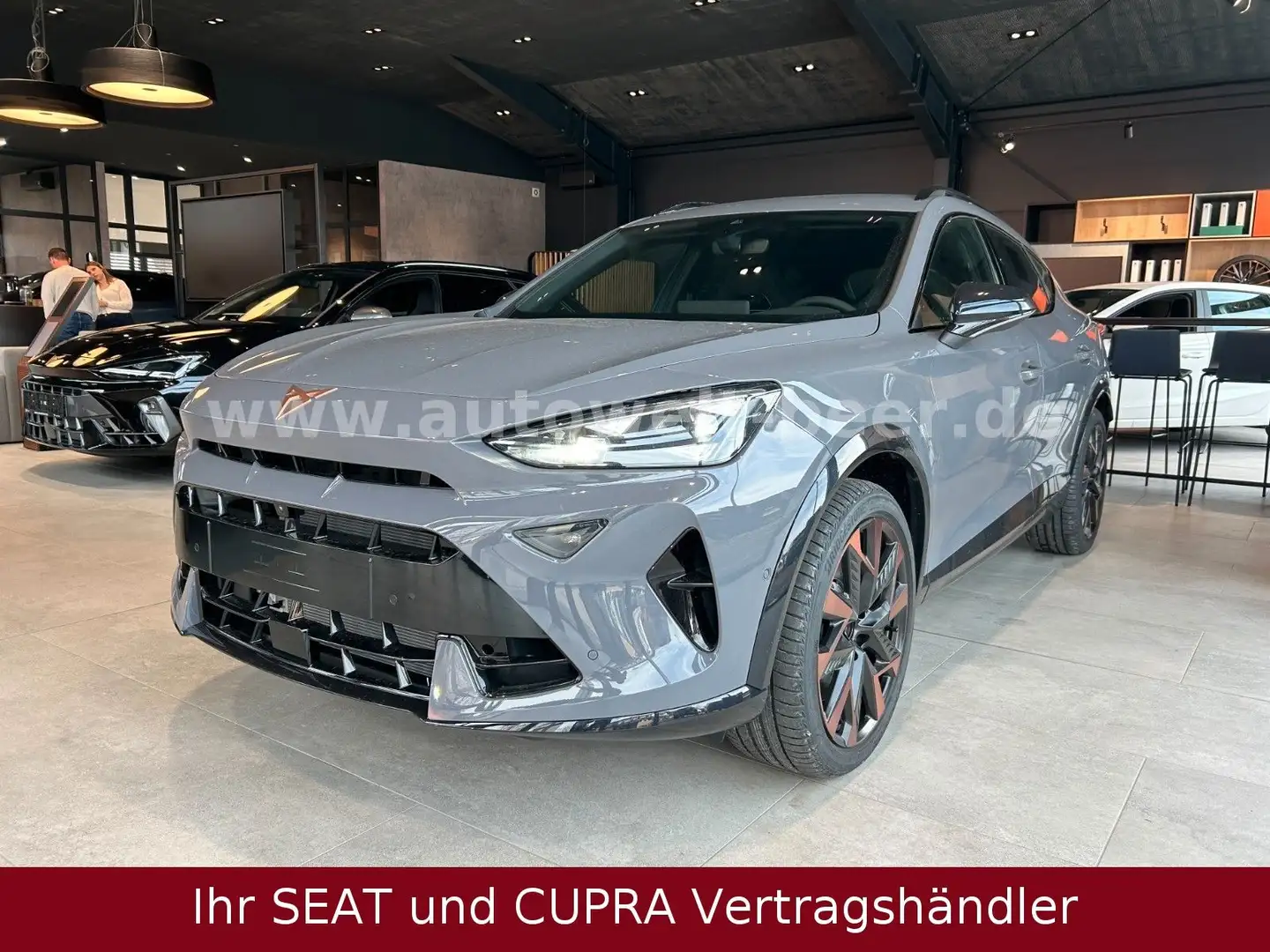 CUPRA Formentor VZ 2.0 TSI 333 PS 4Drive*AHK*Sennheise Grijs - 1