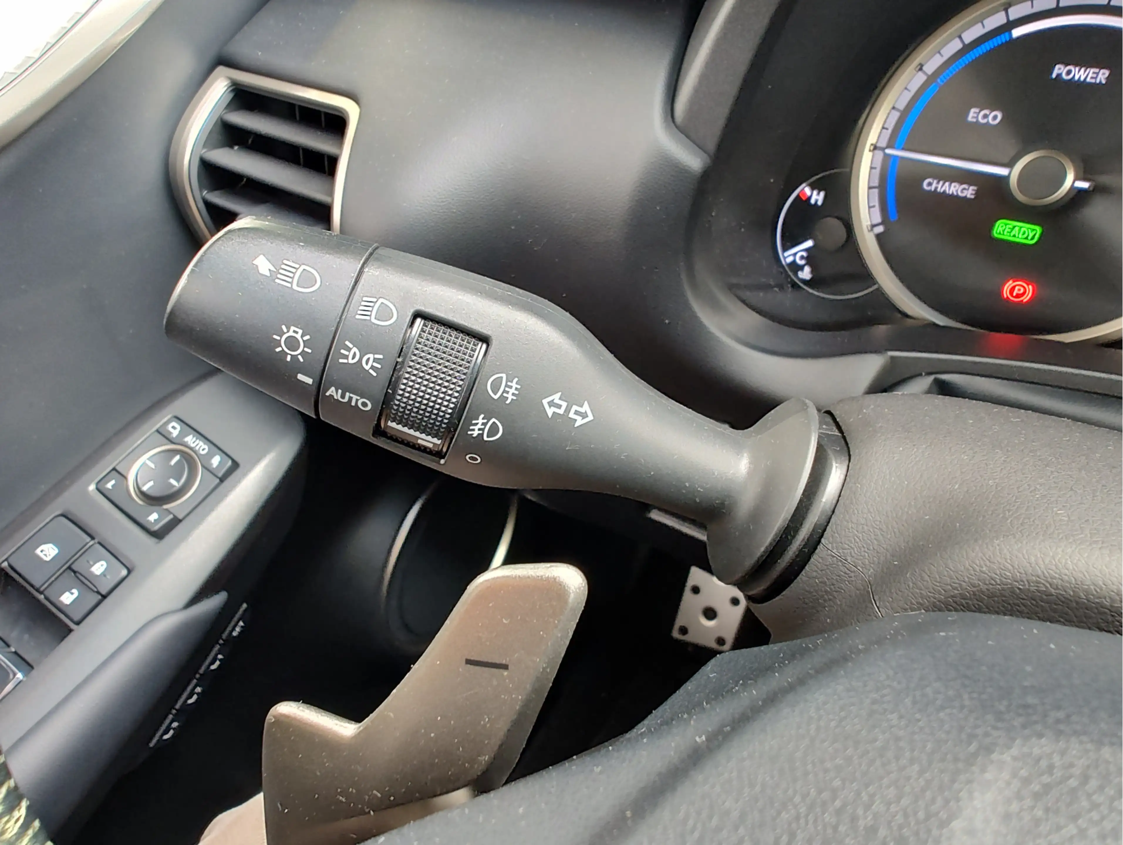 Lexus NX 300h AWD F SPORT LINE AUTOMAAT Head-up Display | Stoelv — photo 34