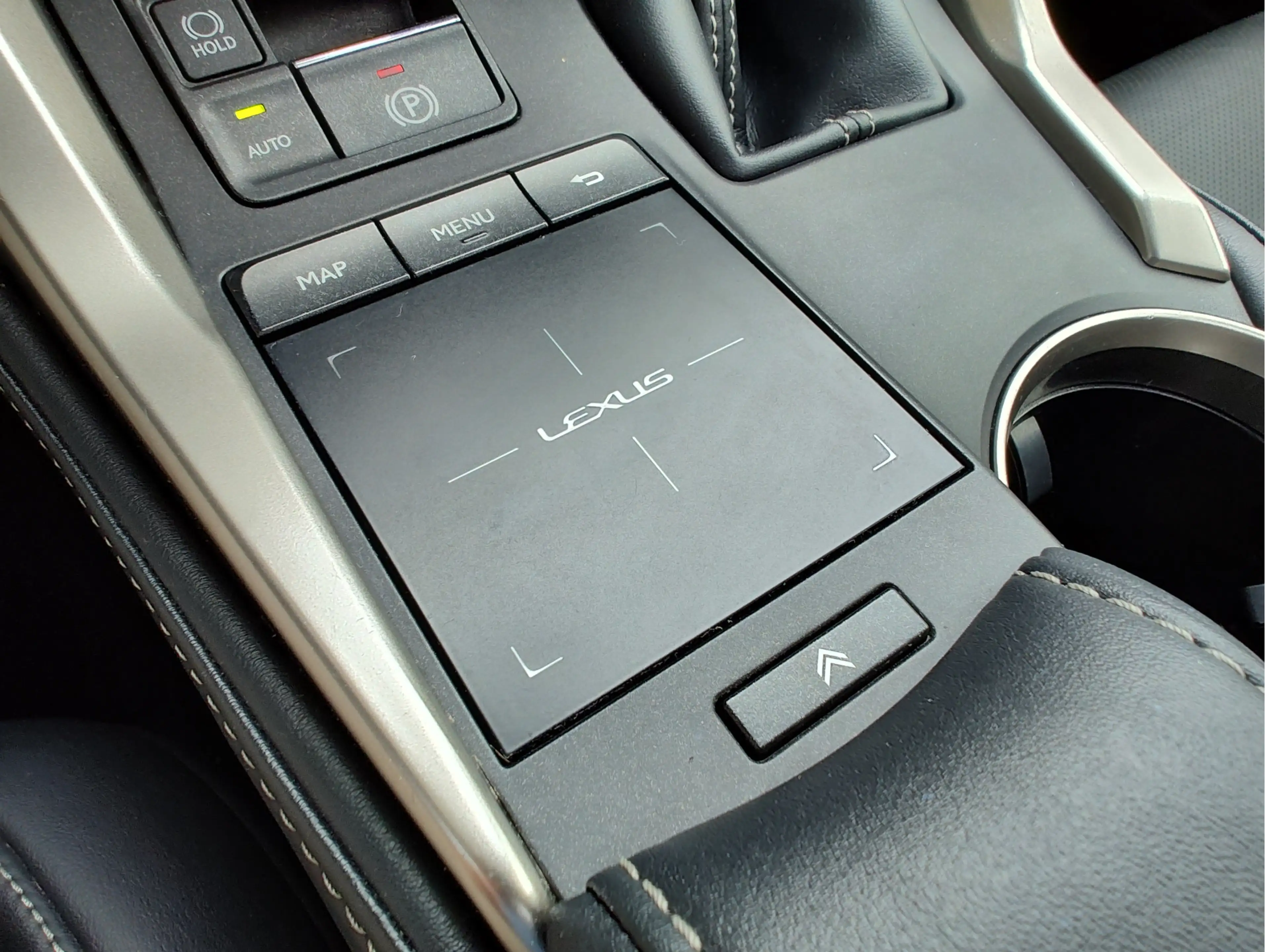 Lexus NX 300h AWD F SPORT LINE AUTOMAAT Head-up Display | Stoelv — photo 26