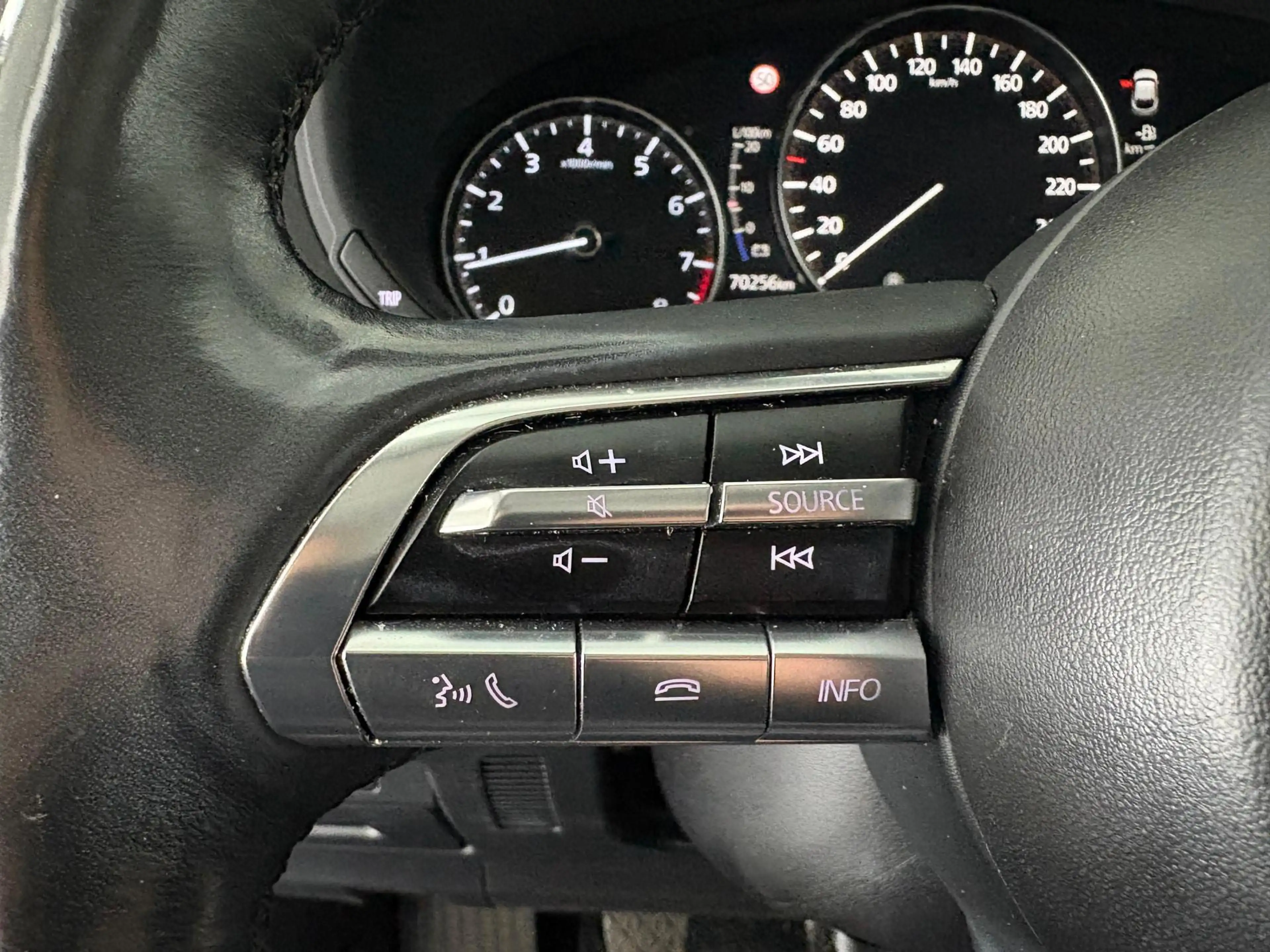 Mazda CX-30 2.0 e-SkyActiv M Hybrid | ADAP. CRUISE | CAMERA | — photo 16