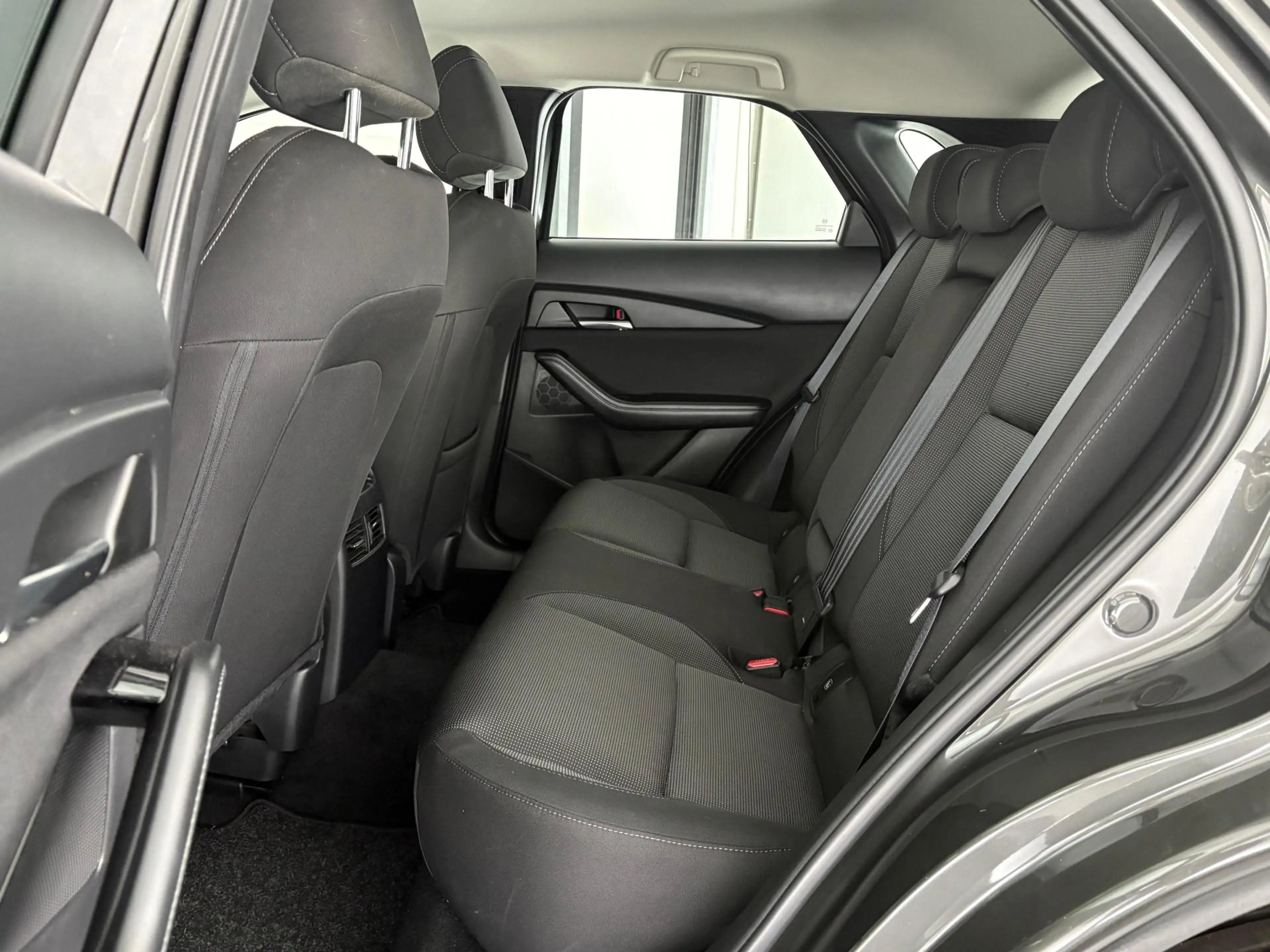 Mazda CX-30 2.0 e-SkyActiv M Hybrid | ADAP. CRUISE | CAMERA | — photo 5