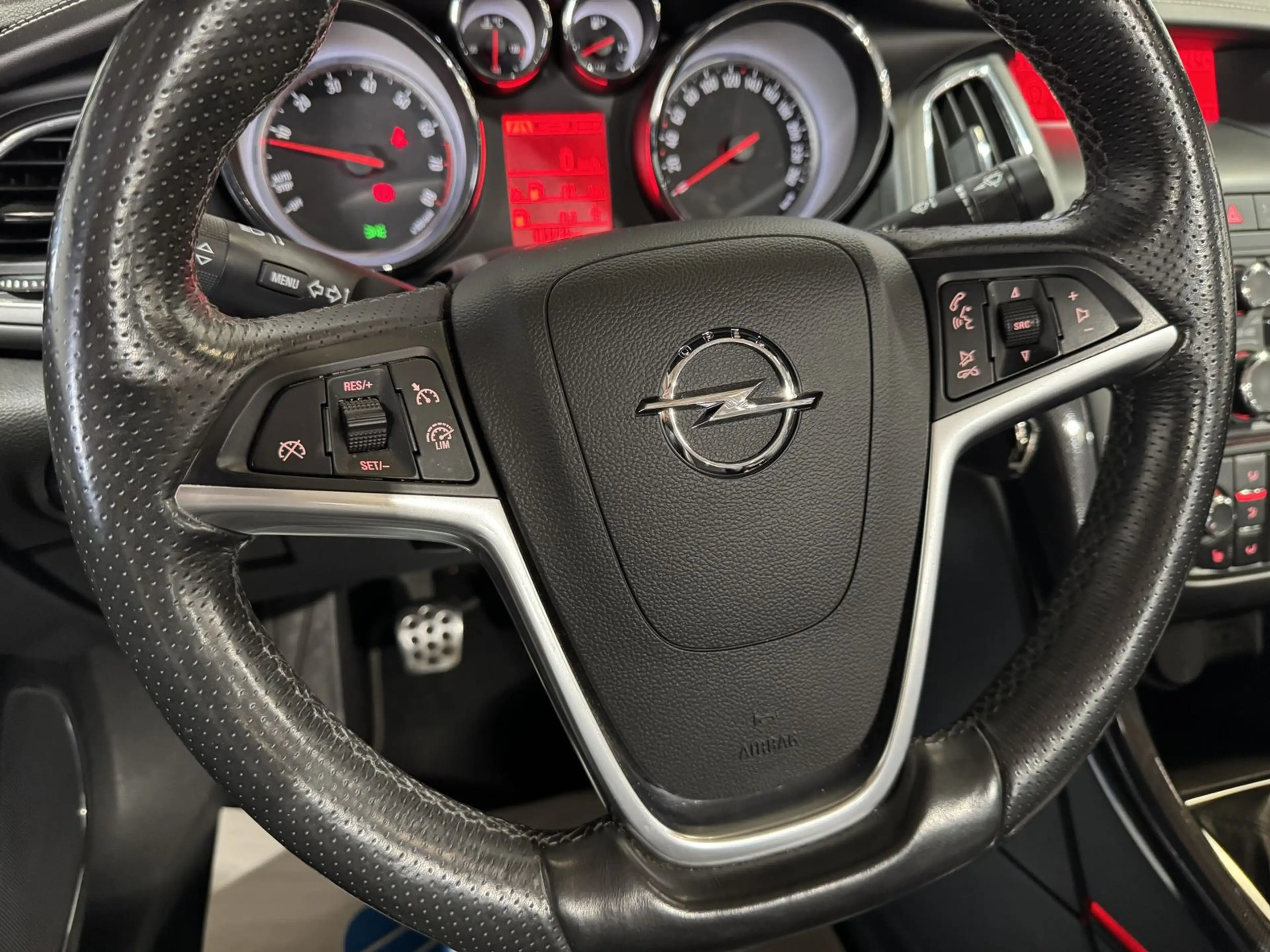 Opel Cascada Edition ecoFlex*CABRIO*S-HEFT*SHZ*LHZ* — photo 12