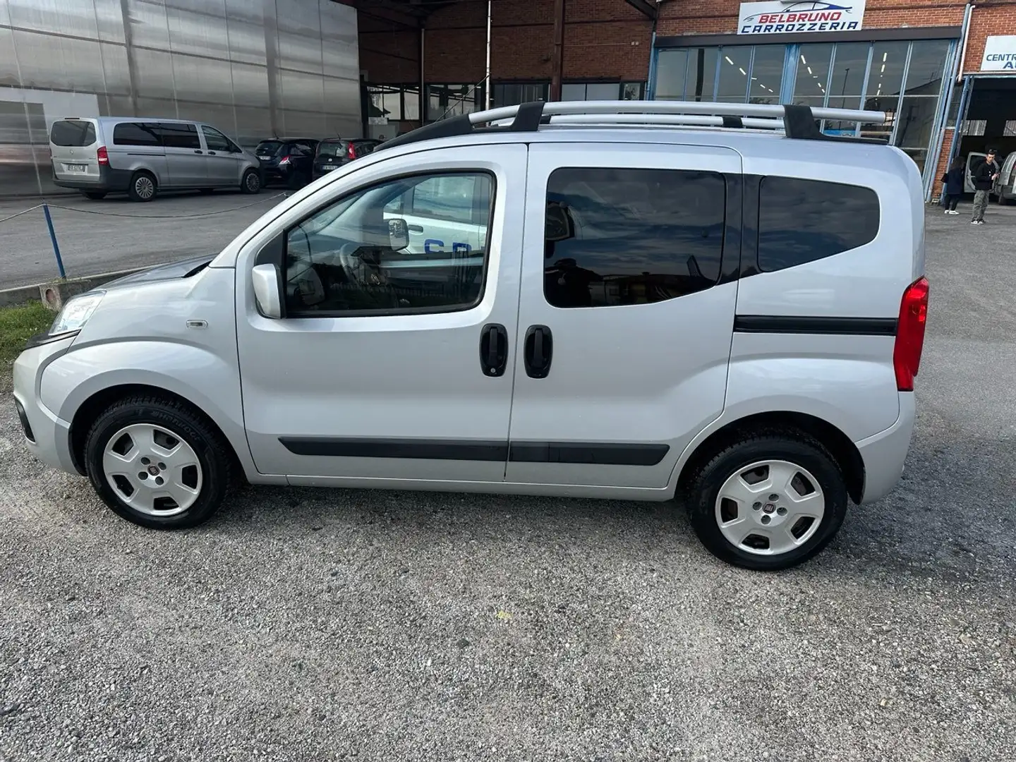 Fiat Qubo Qubo 1.3 mjt 16v Lounge 80cv Argent - 2