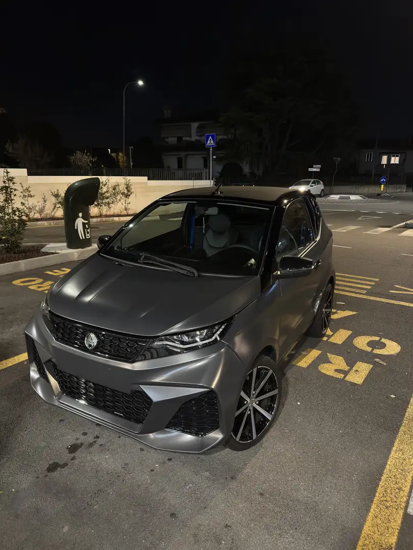 Aixam GTO Чорний - 2