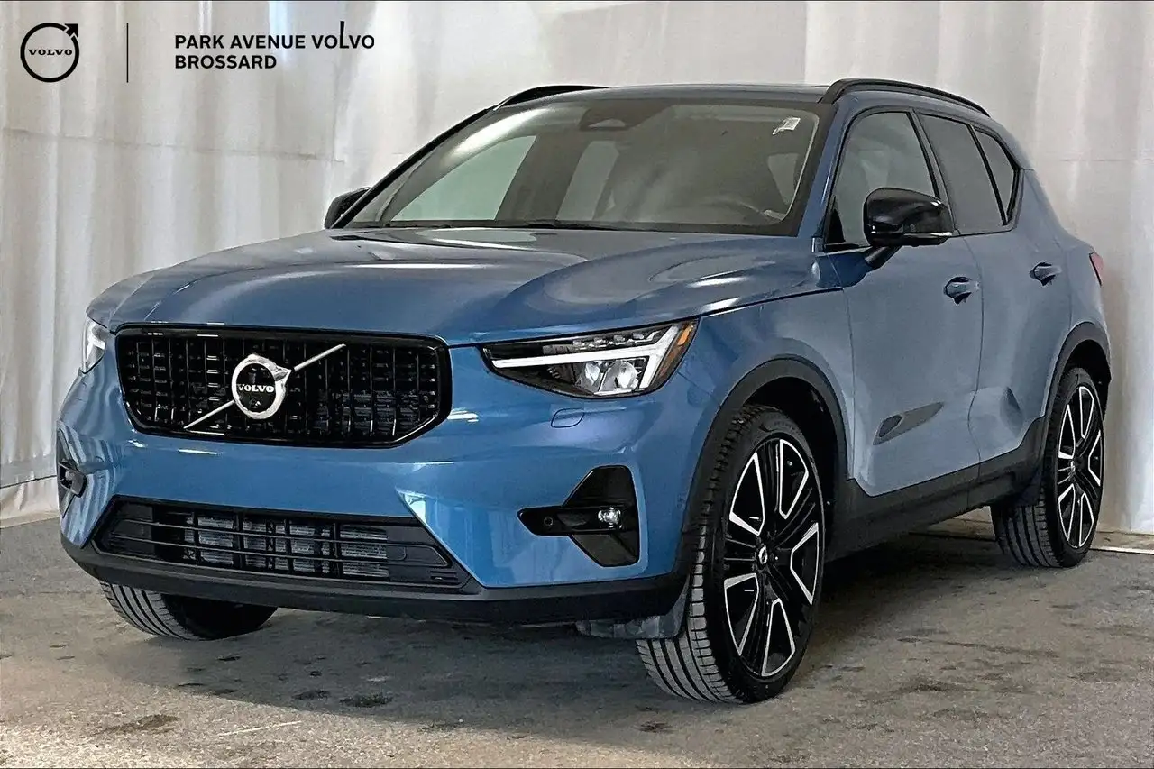2023 Volvo XC40