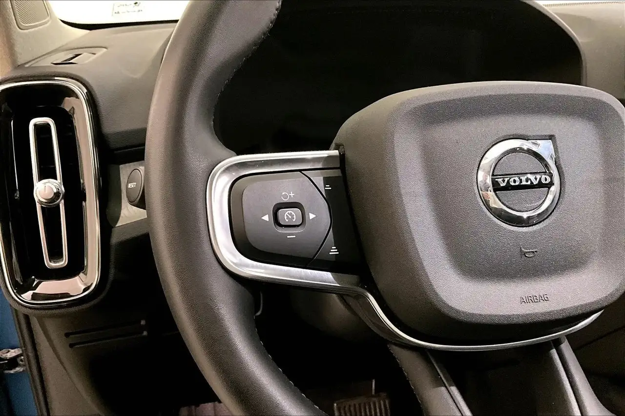 Volvo XC40 снимка Volvo XC40