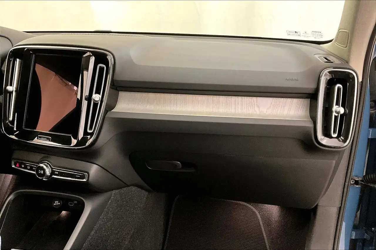 Volvo XC40 снимка Volvo XC40