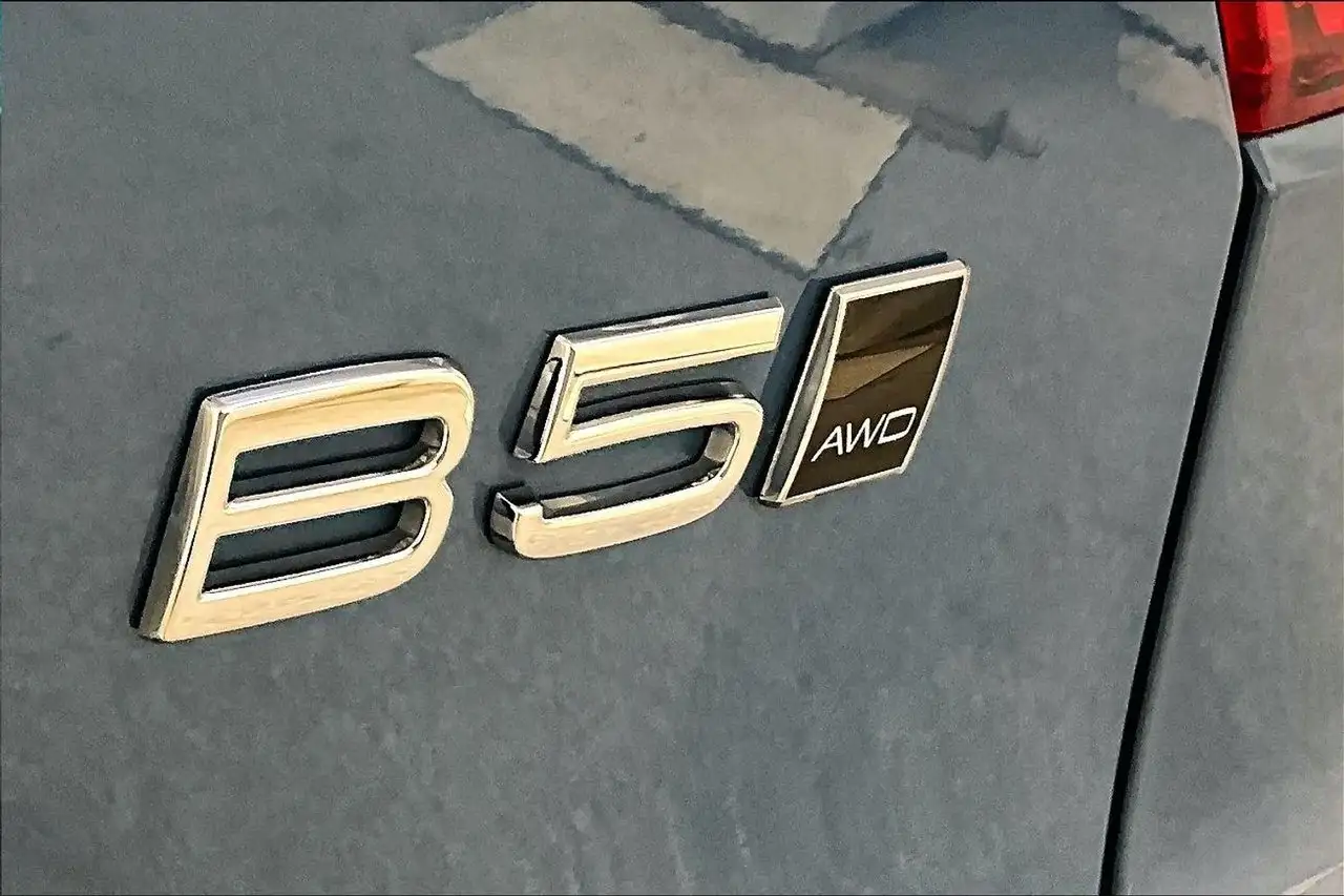Volvo XC40 снимка Volvo XC40